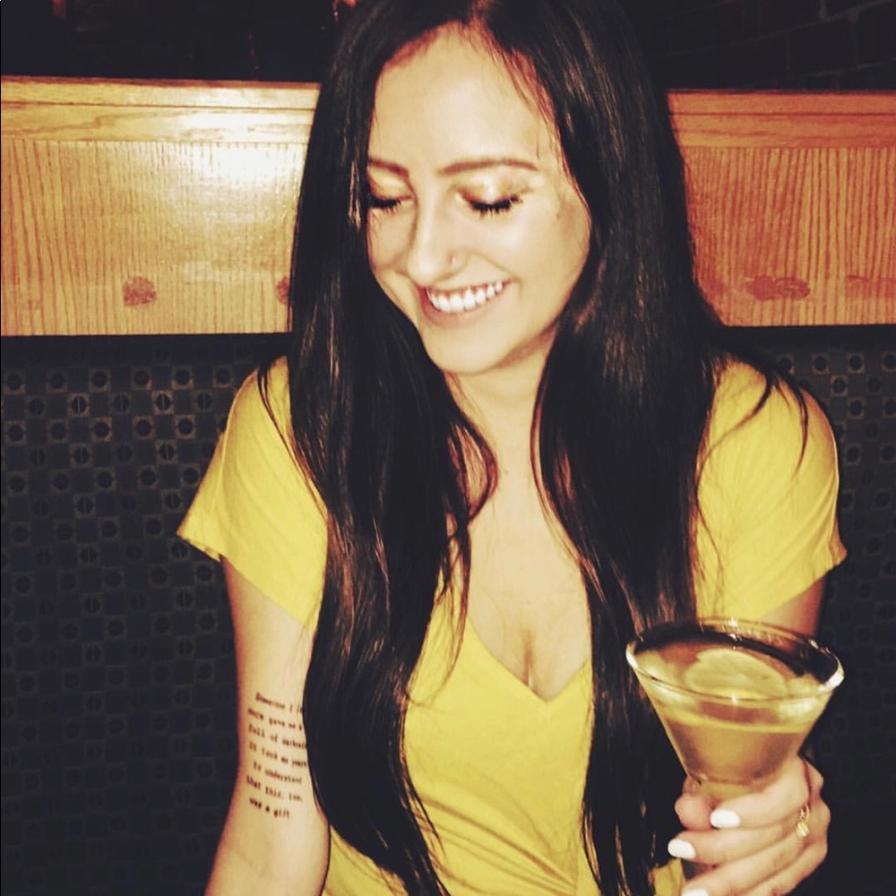 Meet your Posher, Anna